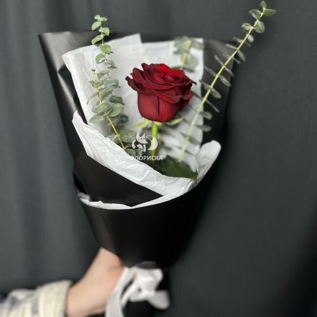 Букет с розами &laquo;Свидание&raquo;