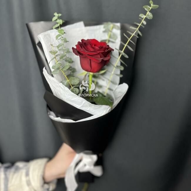 Букет с розами &laquo;Свидание&raquo;