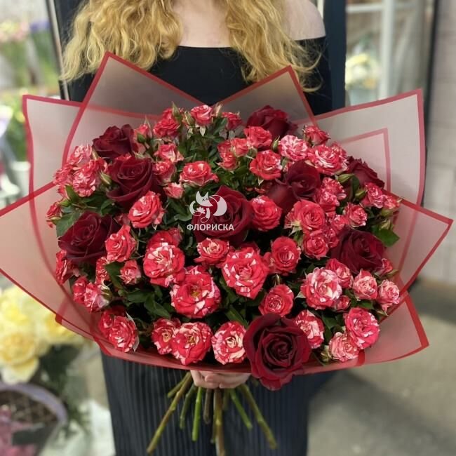 Сборный букет &laquo;Кошечка&raquo;