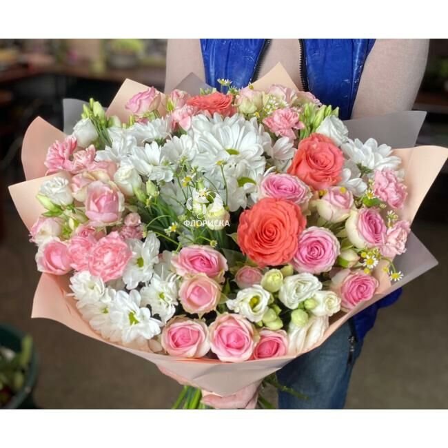 Сборный букет &laquo;Прелестный день&raquo;