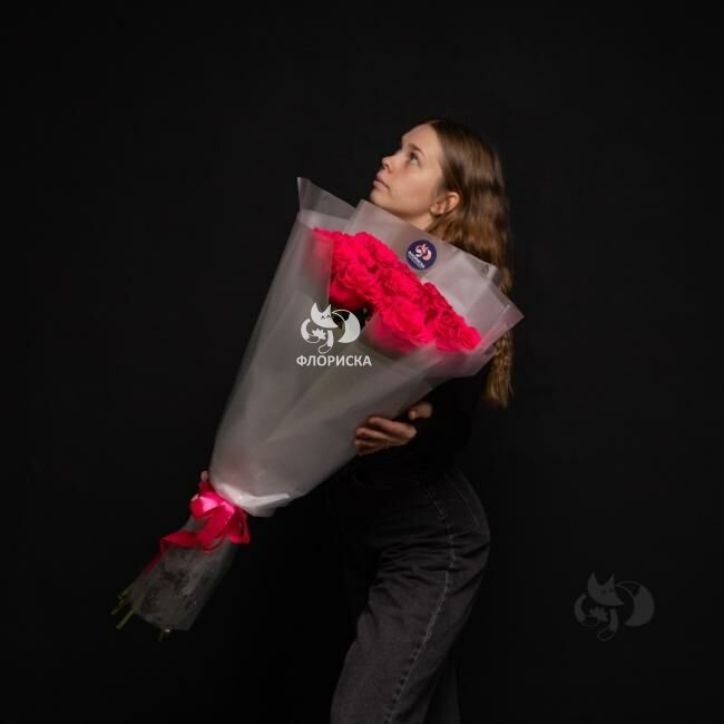 Букет из розовых роз 60 см &laquo;Сияющая любовь&raquo;