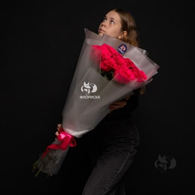 Букет из розовых роз 60 см &laquo;Сияющая любовь&raquo;