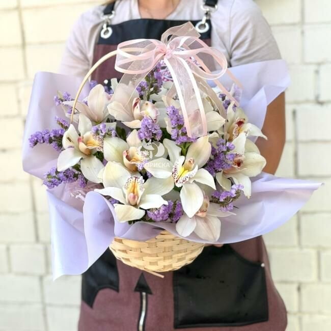 Композиция в корзине &laquo;Космос&raquo;