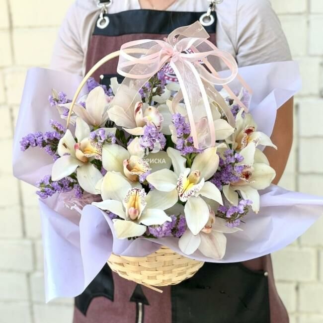 Композиция в корзине &laquo;Космос&raquo;