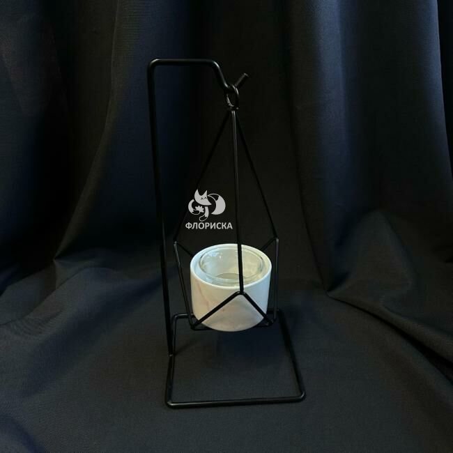 Подсвечник &laquo;Маятник&raquo;