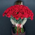 Букет с гвоздиками &laquo;80&raquo;