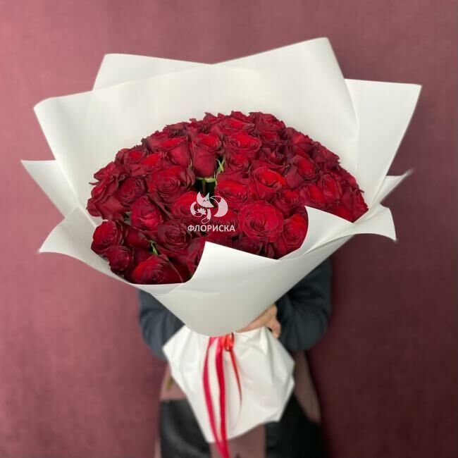 Букет из 51 красной розы &laquo;Чарующий&raquo;