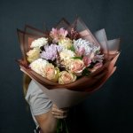 Цветочная подписка &laquo;Серебряный&raquo;