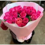 Букет с розами &laquo;Пышечка&raquo;