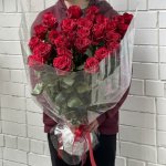 25 высоких роз (70 см) &laquo;Большой сюрприз&raquo; 