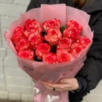 Букет из 17  роз &laquo;Хэдрин&raquo;