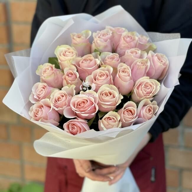 Букет с розами &laquo;Летний день&raquo;