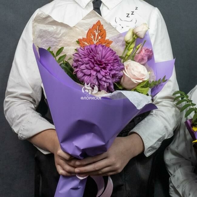 Сборный букет &laquo;Любимому учителю&raquo;