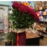 101 метрвая роза &laquo;Люкс&raquo; 