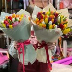 Два букета из 51 тюльпана &laquo;Цветной&raquo;