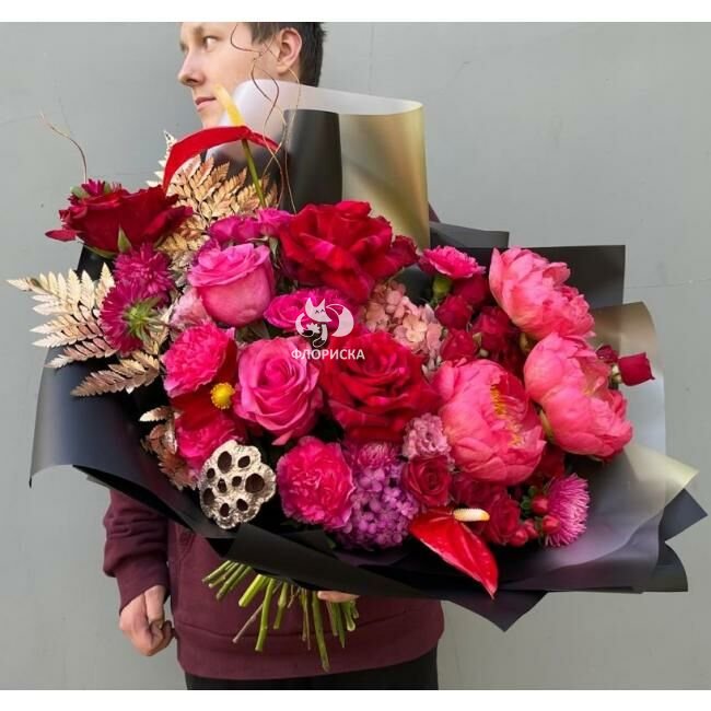 Сборный букет &laquo;Стиль Ив Сен Лоран&raquo;