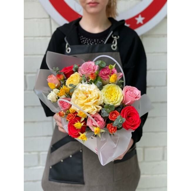 Цветочная композиция &laquo;Чистое сердечко&raquo;