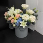 Цветы в коробке  &laquo;Любимая и нежная&raquo;