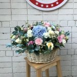 Цветы в корзине &laquo;Летние деньки&raquo;