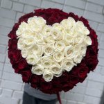 Букет с розами &laquo;Мое сердце с тобой&raquo;