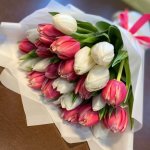 Букет с тюльпанами &laquo;Амур&raquo;