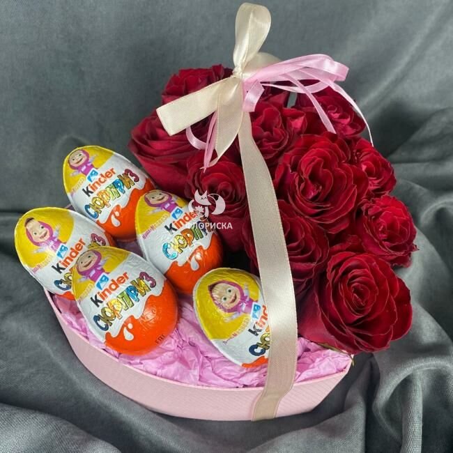 Розы в коробке &laquo;Всплеск&raquo;