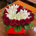 Цветы в коробке  &laquo;Сердце&raquo;