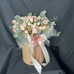 Цветы в коробке &laquo;Царица&raquo;