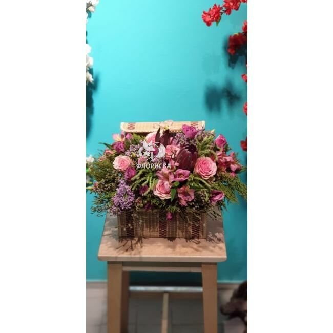 Новогодняя композиция &laquo;Красивая сказка&raquo;