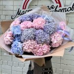 Букет с гортензией &laquo;Ласковый&raquo;