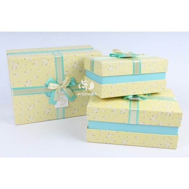 Подарочная коробка