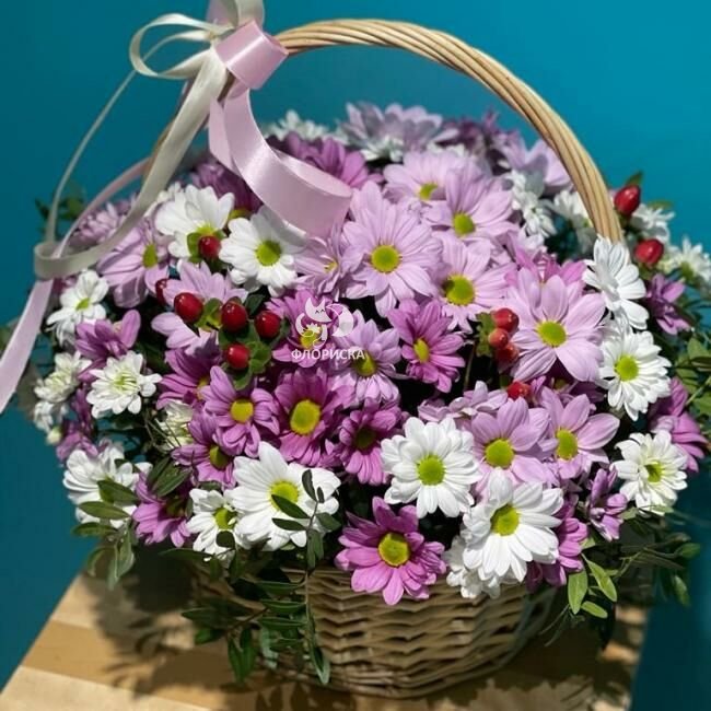 Цветы в корзине &laquo;Милашка ромашка&raquo;