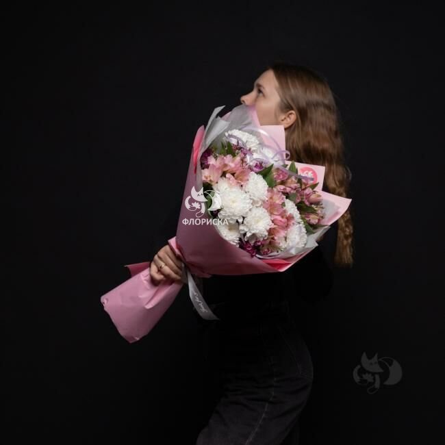 Сборный букет &laquo;Сады любви&raquo;