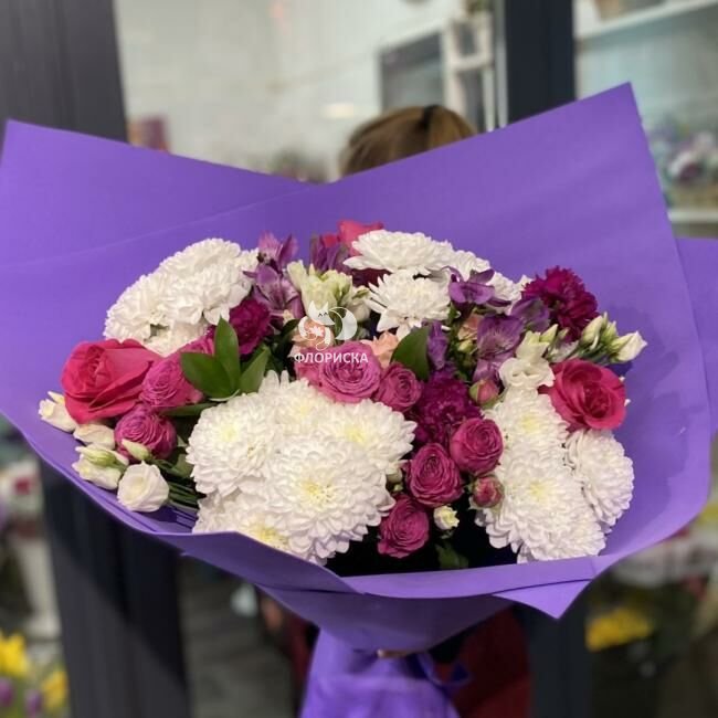 Сборный букет &laquo;Твой любимый&raquo;