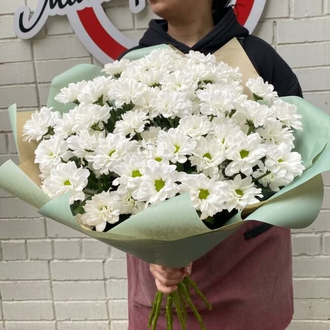 Букет с хризантемами &laquo;Мечта&raquo;