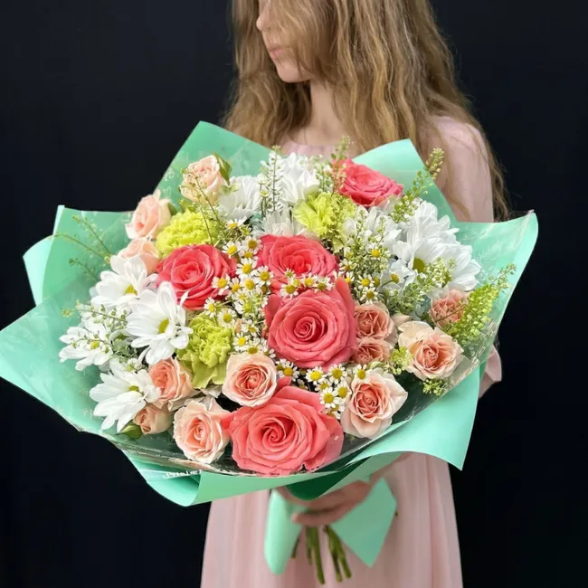 Сборный букет &laquo;Весеннее очаровние&raquo;
